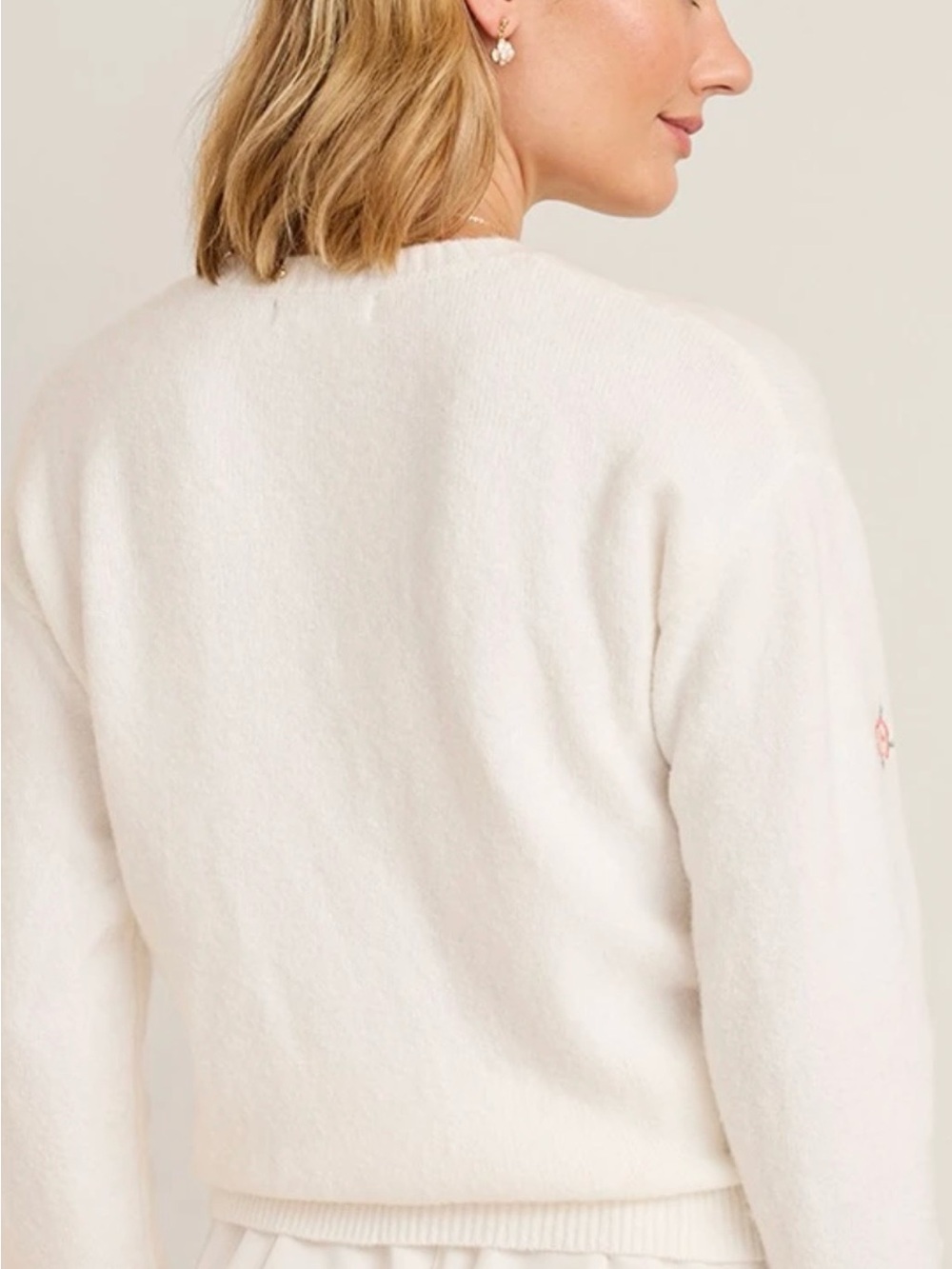 Francesca’s Judy crew neck embroidered sweater. Size medium. NWT - Picture 2 of 11